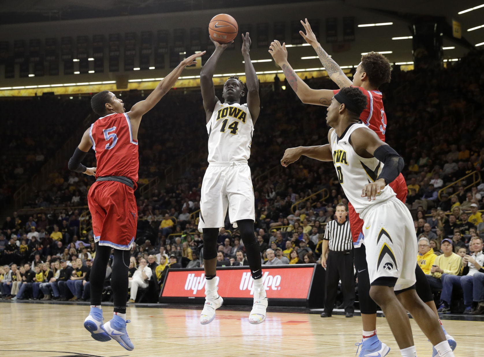 Delaware St Iowa Basketball